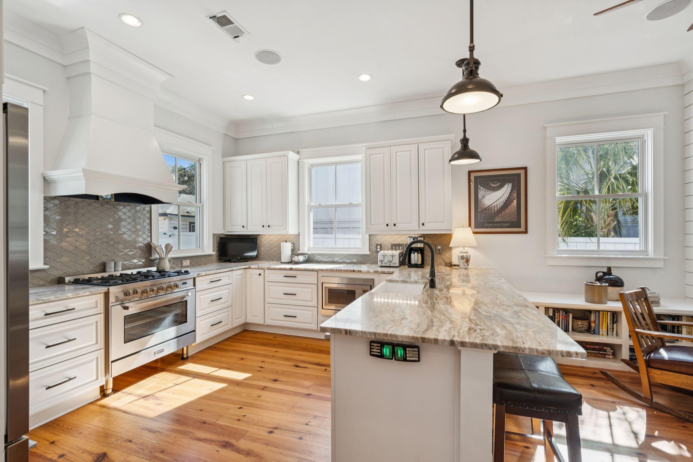 49 Rose Lane Mount Pleasant, SC 29464 - Photo 18 of 96 Kitchen