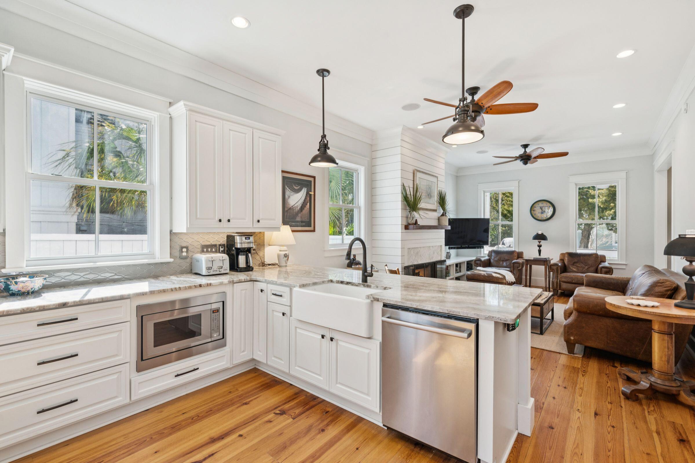49 Rose Lane Mount Pleasant, SC 29464 - Photo 21 of 96 Kitchen