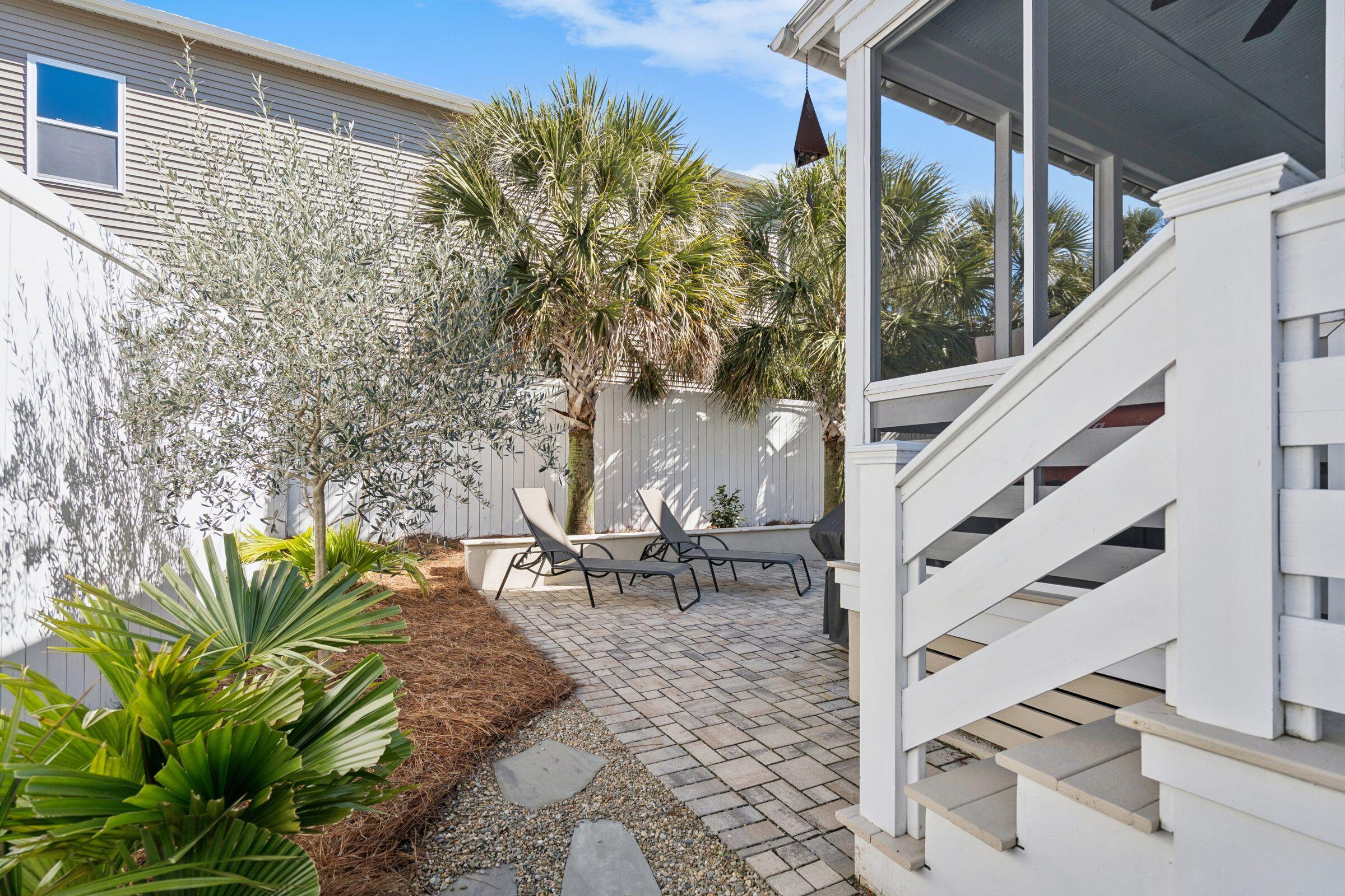 49 Rose Lane Mount Pleasant, SC 29464 - Photo 33 of 96 Patio