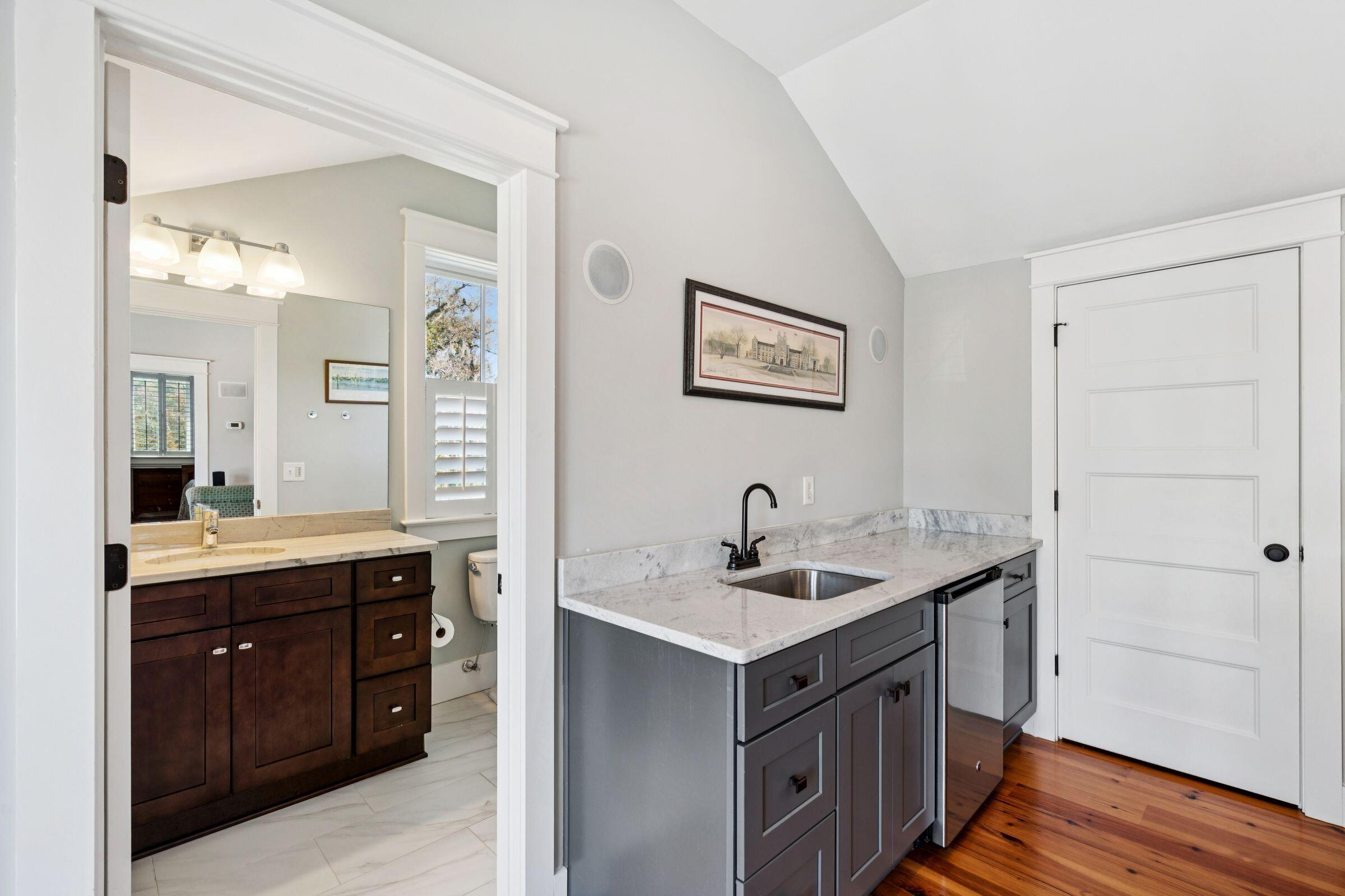 49 Rose Lane Mount Pleasant, SC 29464 - Photo 70 of 96 Wet Bar