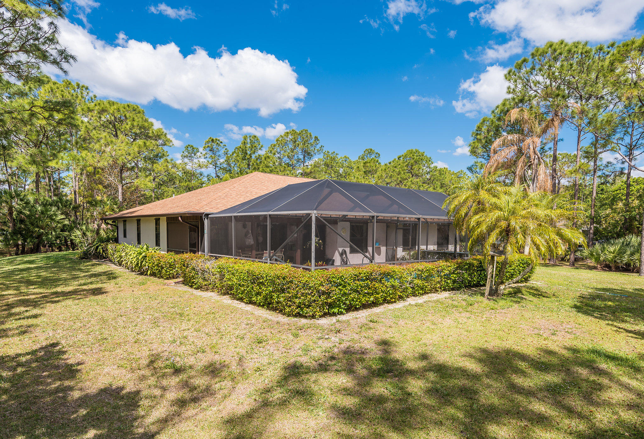 17296 118th Trail North Jupiter, FL 33478 - Photo 5 of 23 17296-118th-trial-jupiter-fl-4