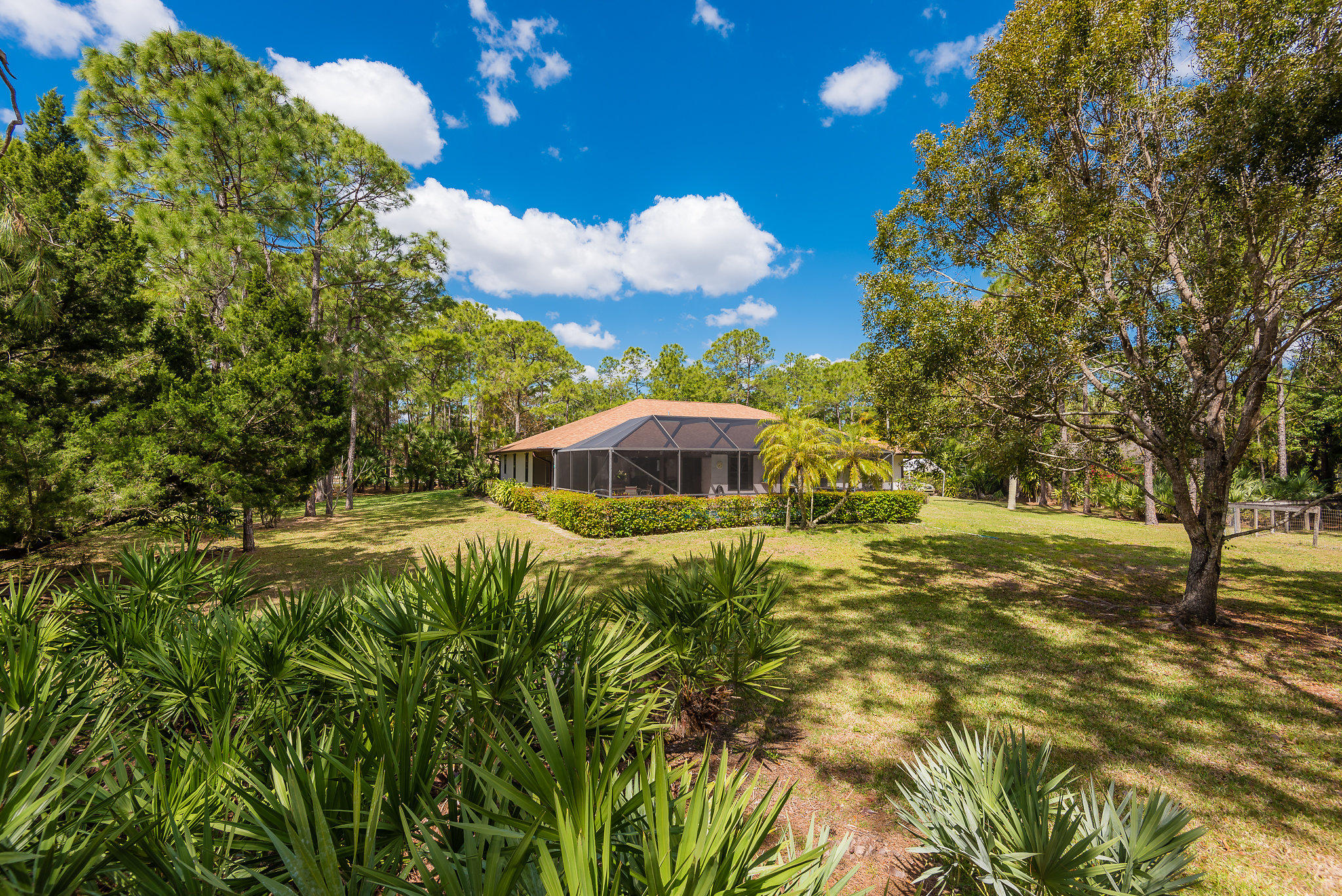 17296 118th Trail North Jupiter, FL 33478 - Photo 7 of 23 17296-118th-trial-jupiter-fl-6