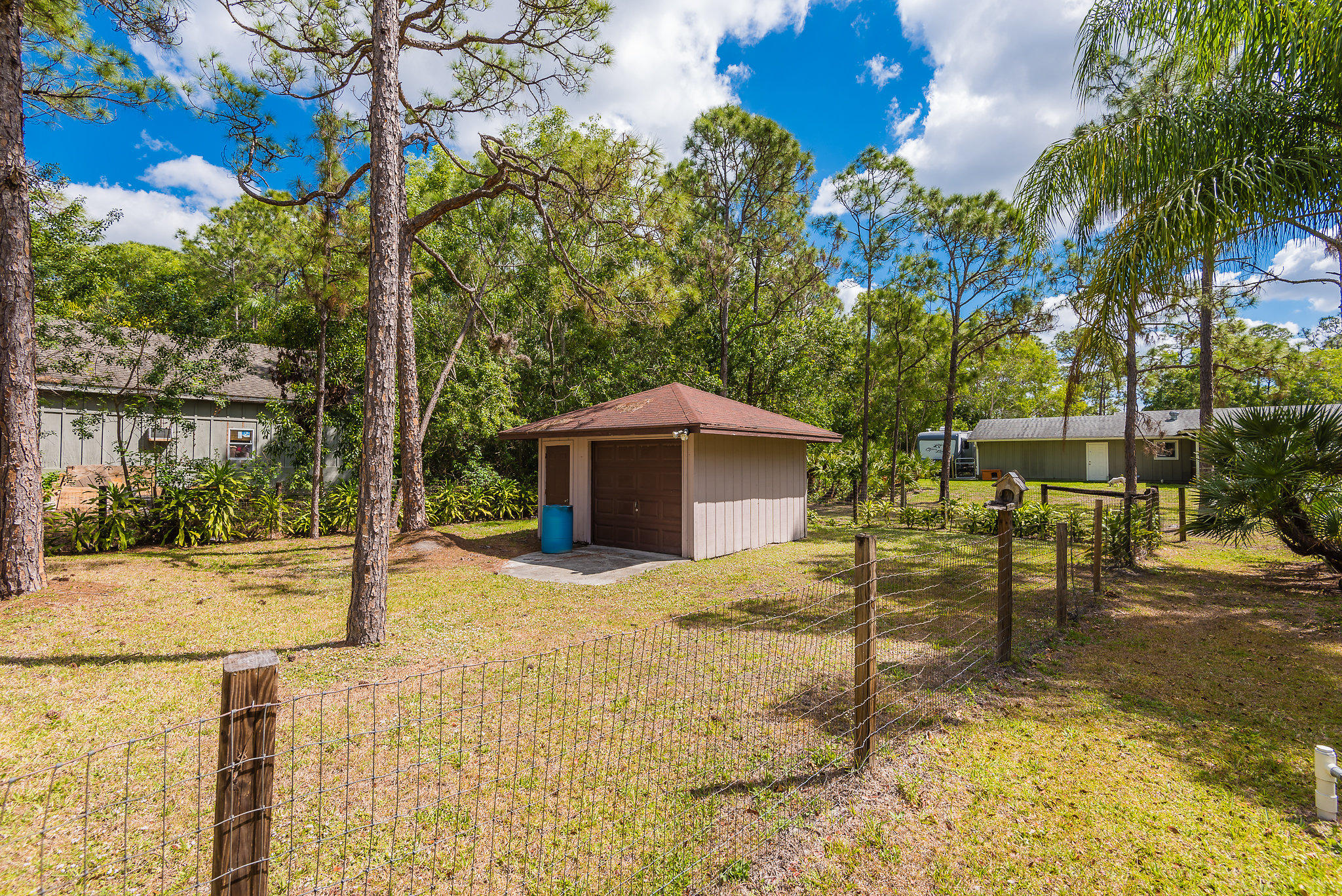 17296 118th Trail North Jupiter, FL 33478 - Photo 8 of 23 17296-118th-trial-jupiter-fl-7