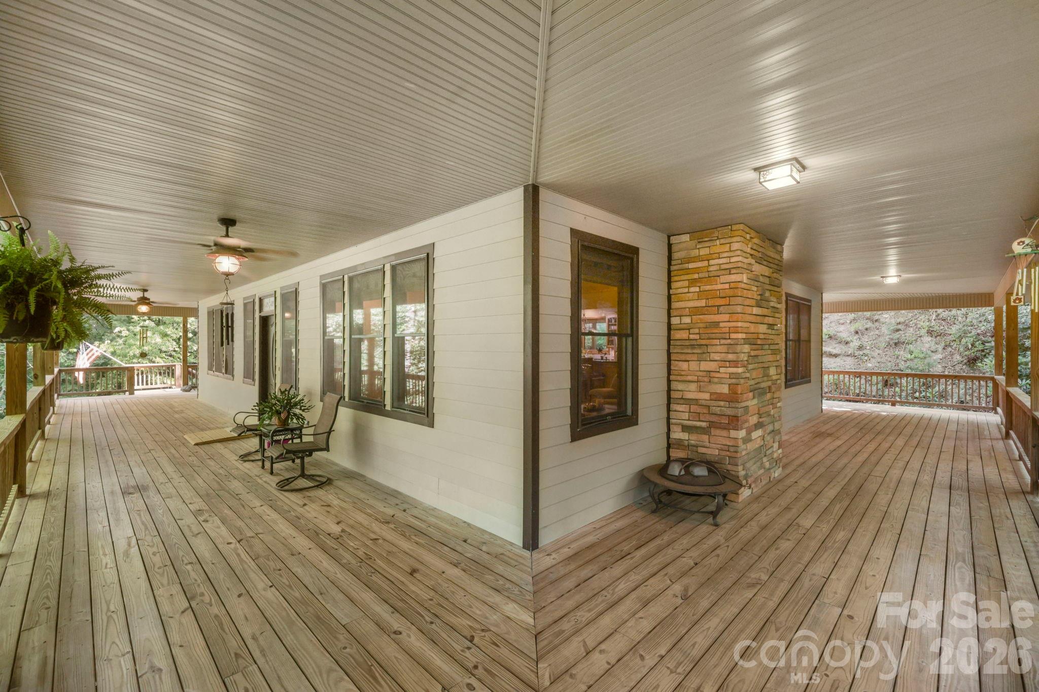 149 Oriole Road Brevard, NC 28712 - Photo 7 of 42