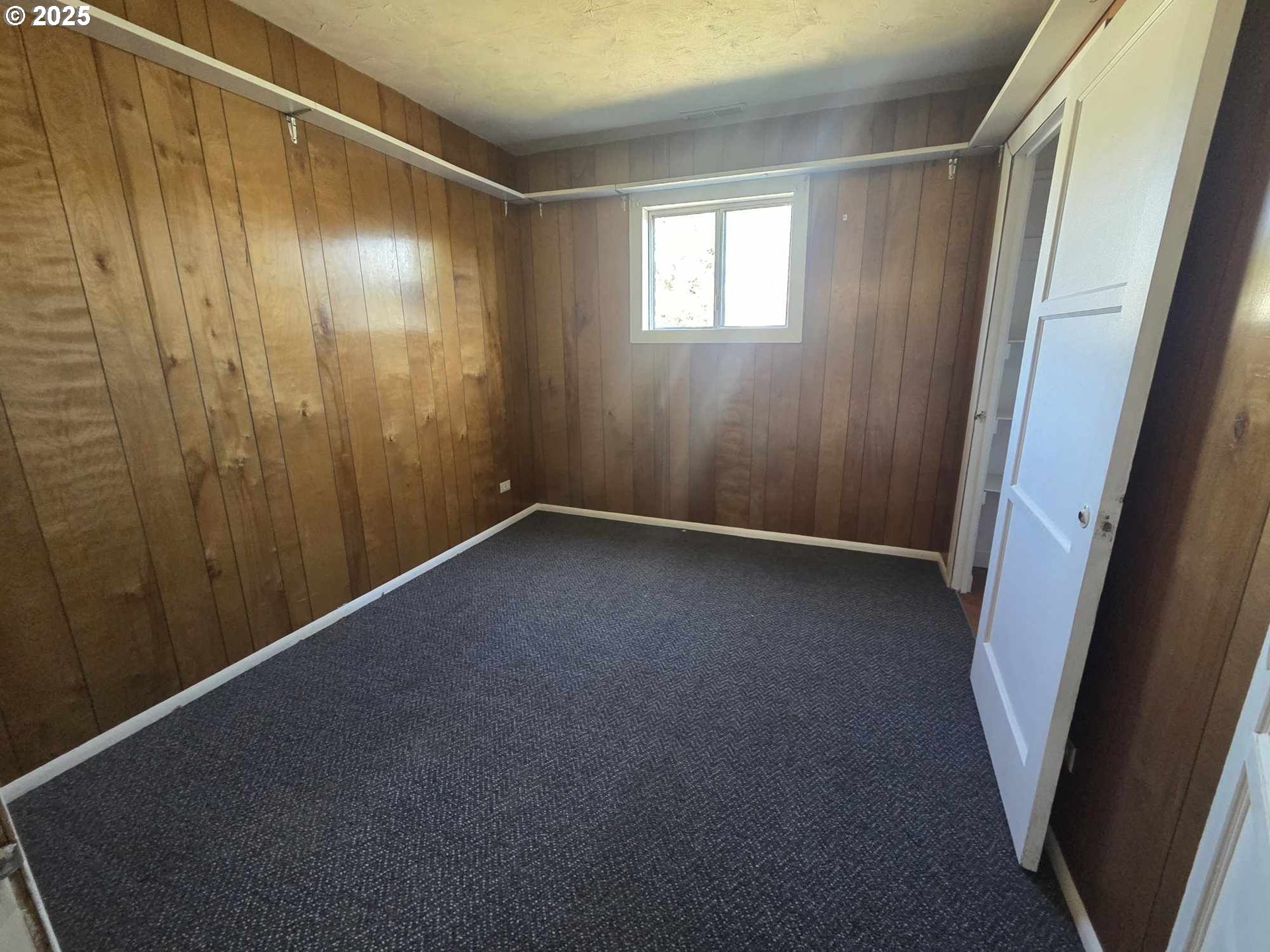 231 Harbor Drive Riddle, OR 97469 - Photo 13 of 15