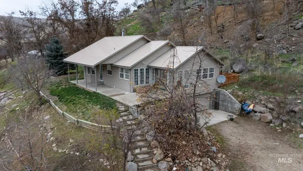 $760,000 | 3 Branch Road, Horseshoe Bend, ID 83629