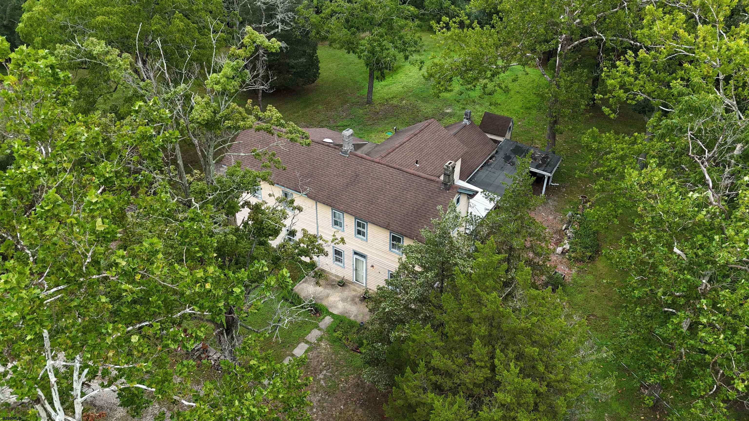 216 Old New York Road Port Republic, NJ 08241 - Photo 65 of 70 an aerial view of a house with a yard