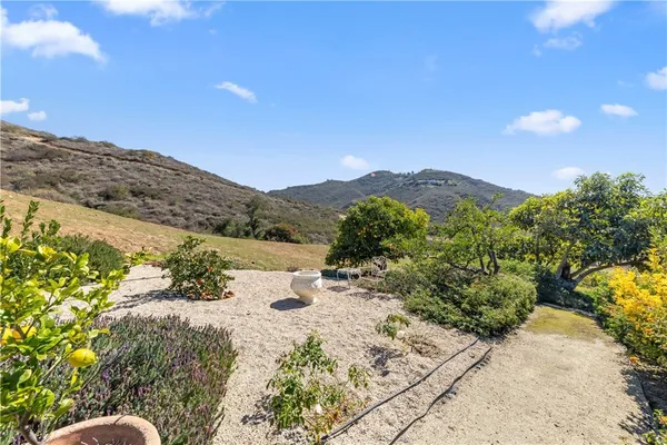$1,489,899 | 2103 Margarita Glen, Fallbrook, CA 92028