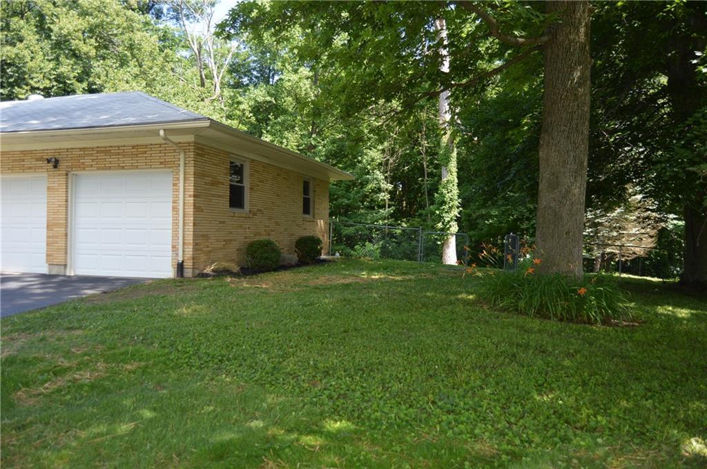 426 Shrine Road Springfield, OH 45504 - Photo 6 of 42