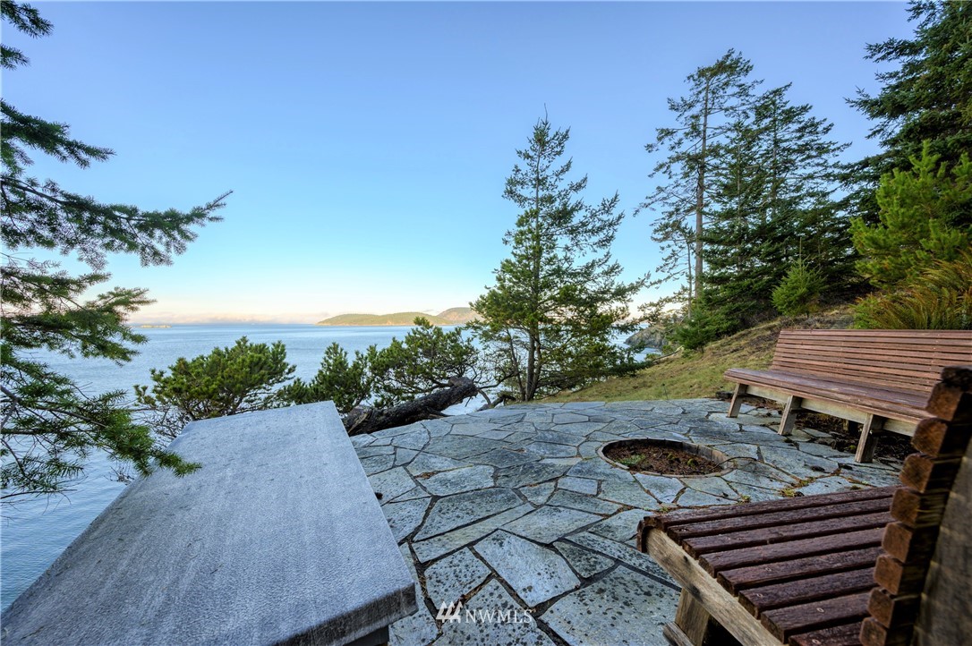 14114 Ervine Road Anacortes, WA 98221 - Photo 23 of 40 an outdoor space with seating