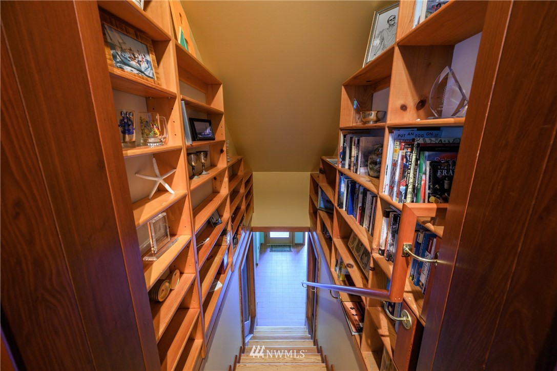 14114 Ervine Road Anacortes, WA 98221 - Photo 35 of 40 a view of an buildings with entryway