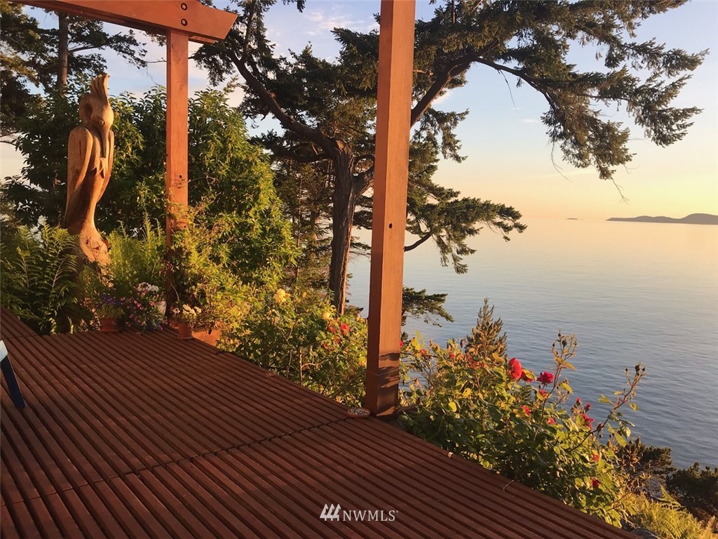 14114 Ervine Road Anacortes, WA 98221 - Photo 5 of 40