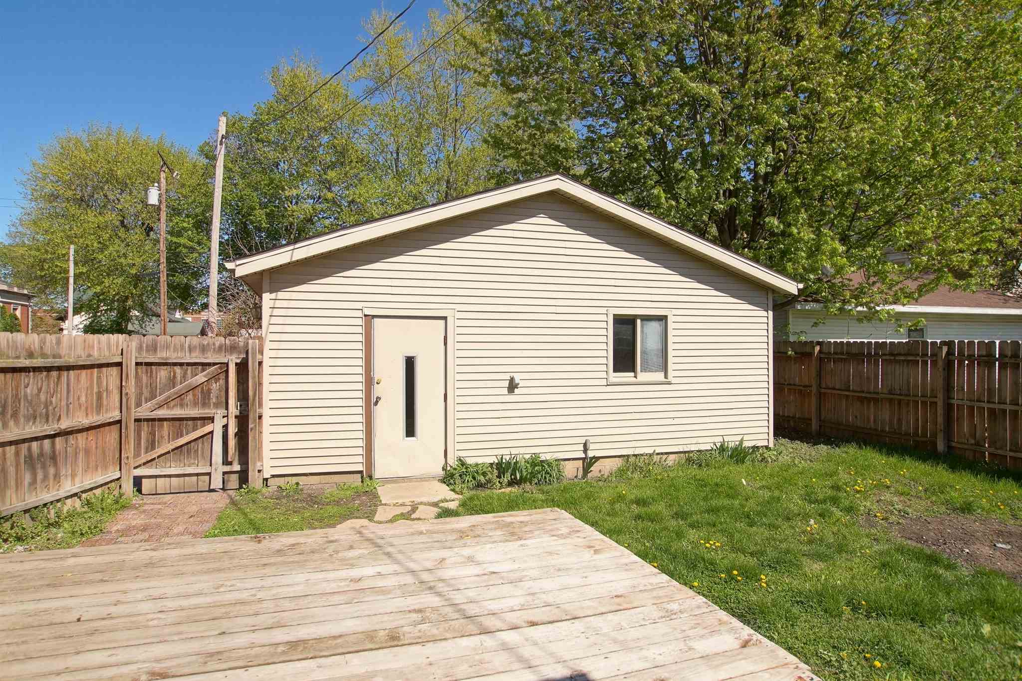 817 Pontiac Street Rochester, IN 46975 - Photo 6 of 18