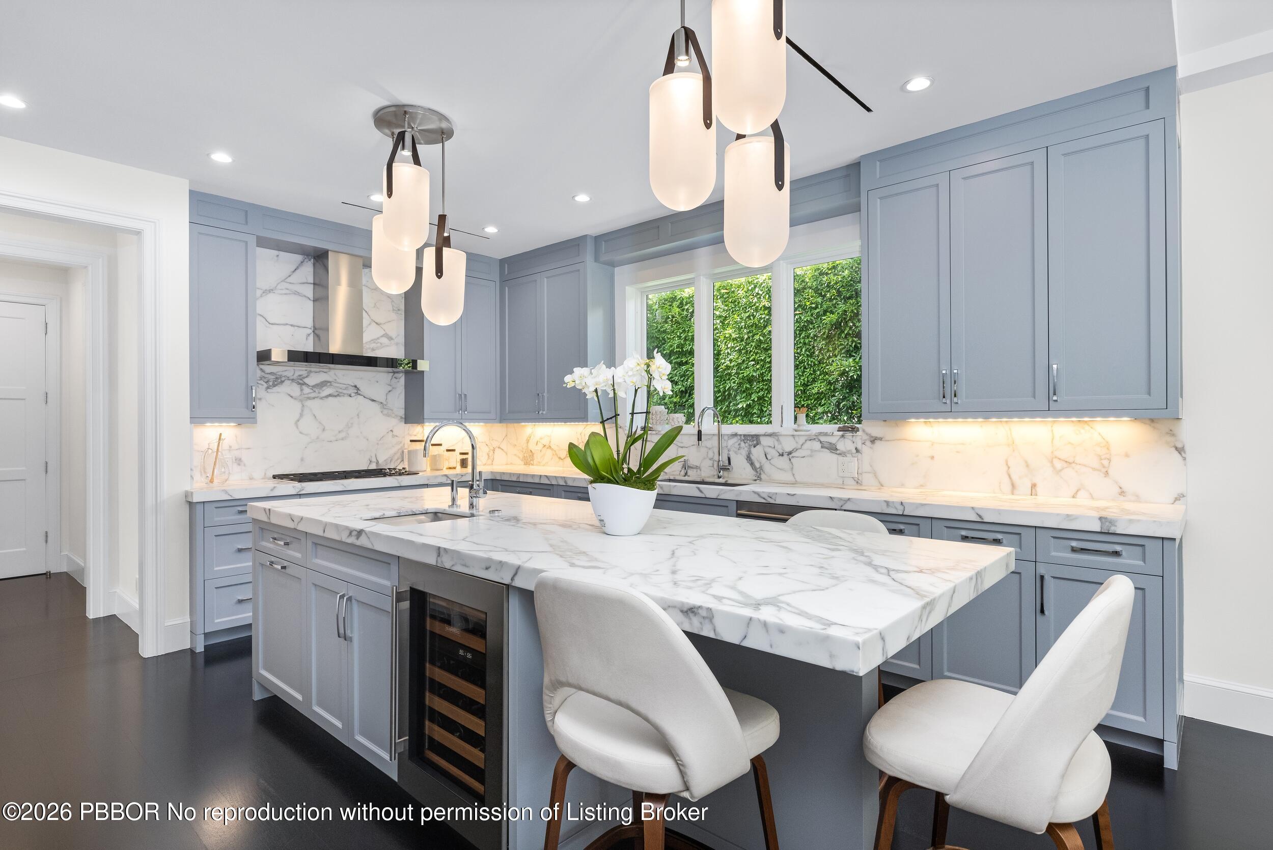 229 Ridgeview Drive Palm Beach, FL 33480 - Photo 11 of 33 Kitchen