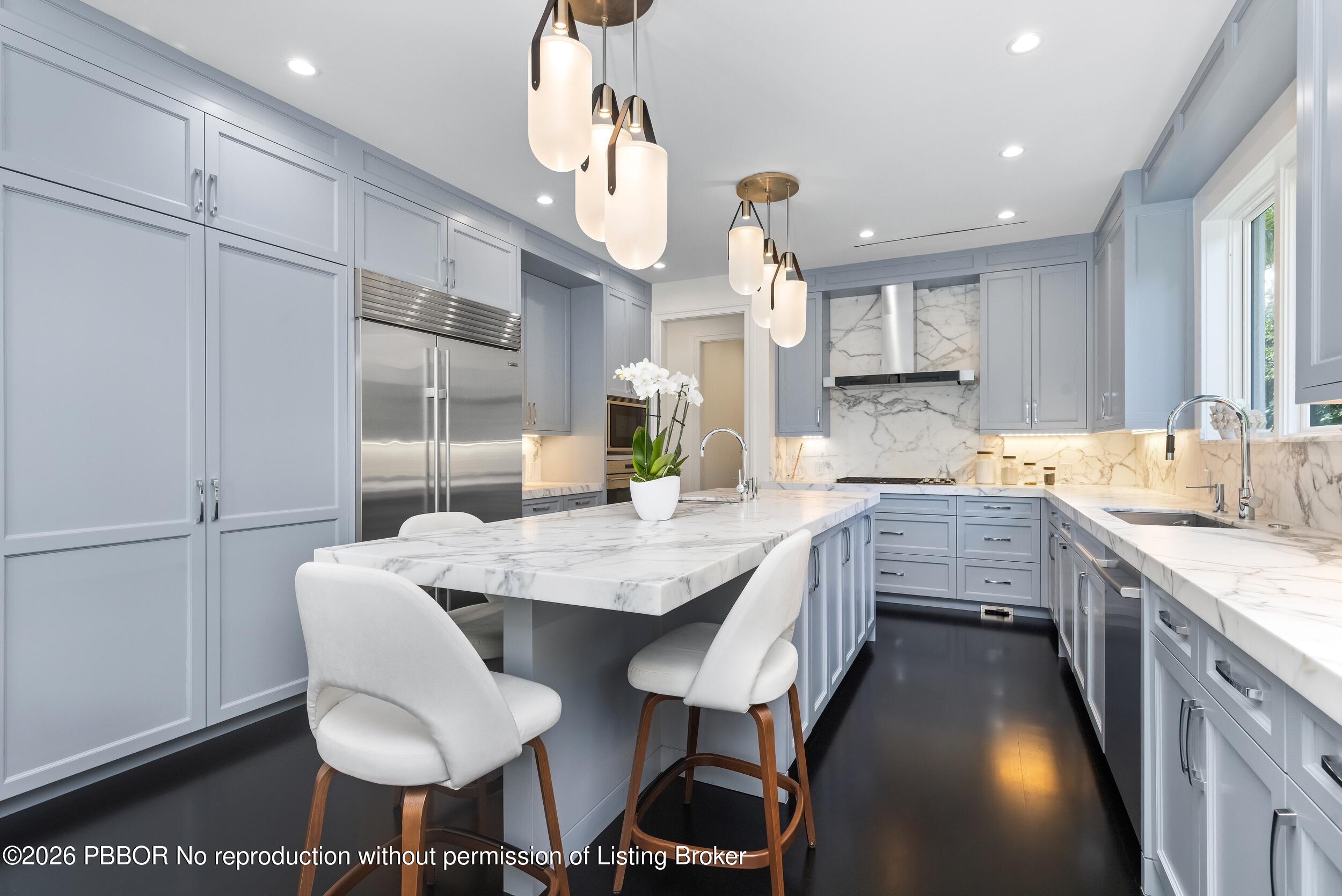 229 Ridgeview Drive Palm Beach, FL 33480 - Photo 10 of 33 Kitchen