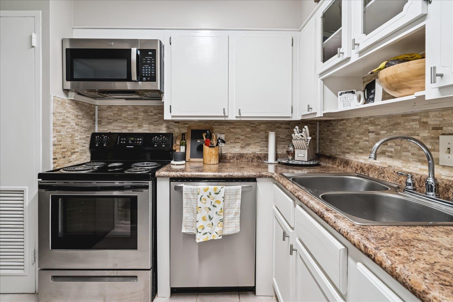 3080 Walnut Grove Road, Unit 107 Memphis, TN 38111 - Photo 10 of 23
