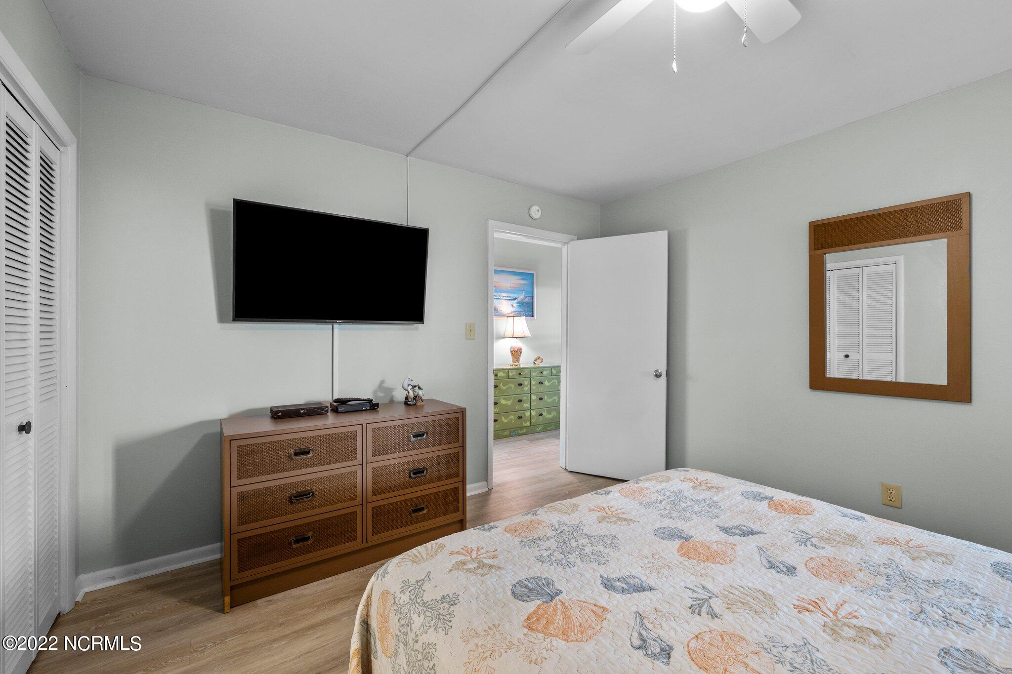 855 Salter Path Road, Unit 110 Indian Beach, NC 28512 - Photo 36 of 50 46-web-or-mls-_S3A7816