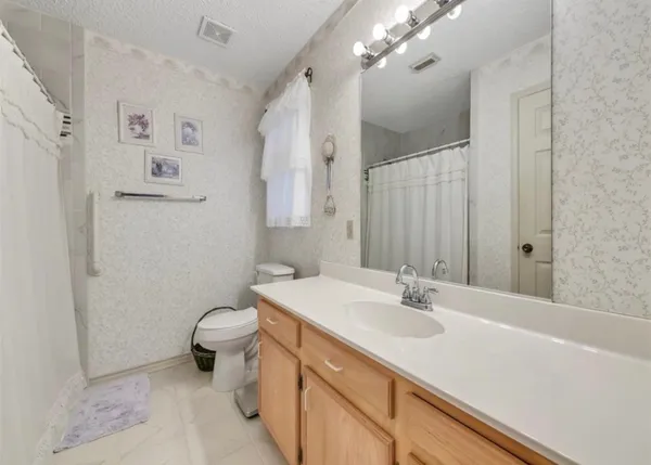 $239,990 | 70 East Post Oak Lane, Shepherd, TX 77371