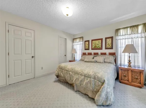 $239,990 | 70 East Post Oak Lane, Shepherd, TX 77371