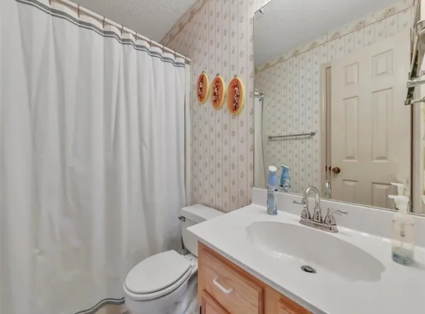 $239,990 | 70 East Post Oak Lane, Shepherd, TX 77371
