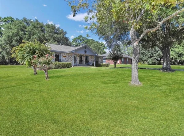 $239,990 | 70 East Post Oak Lane, Shepherd, TX 77371