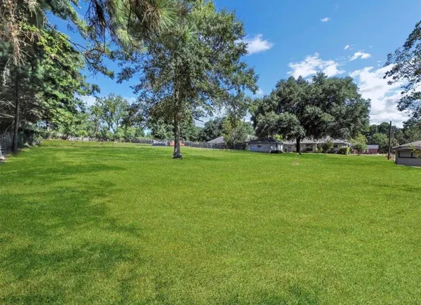 $239,990 | 70 East Post Oak Lane, Shepherd, TX 77371