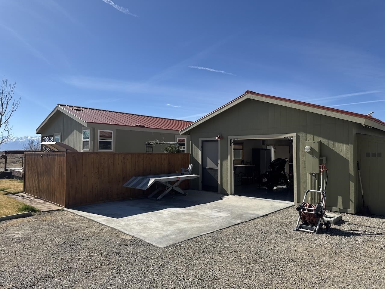 352 Wofford Road, Unit 4 Bishop, CA 93514 - Photo 4 of 40