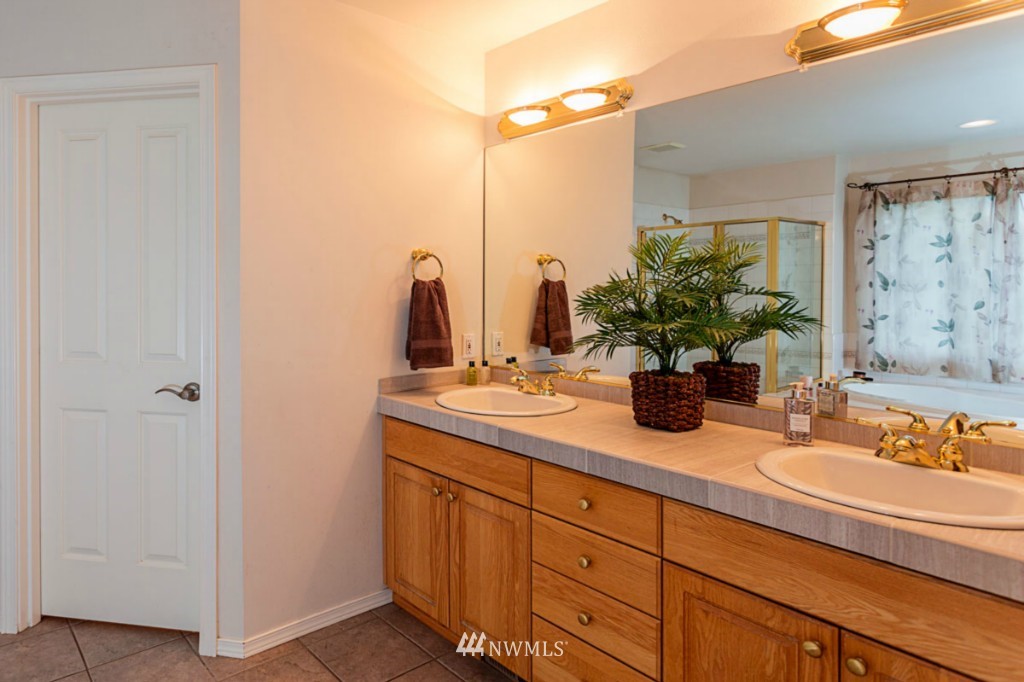 3214 187th Place Southeast Bothell, WA 98012 - Photo 11 of 22