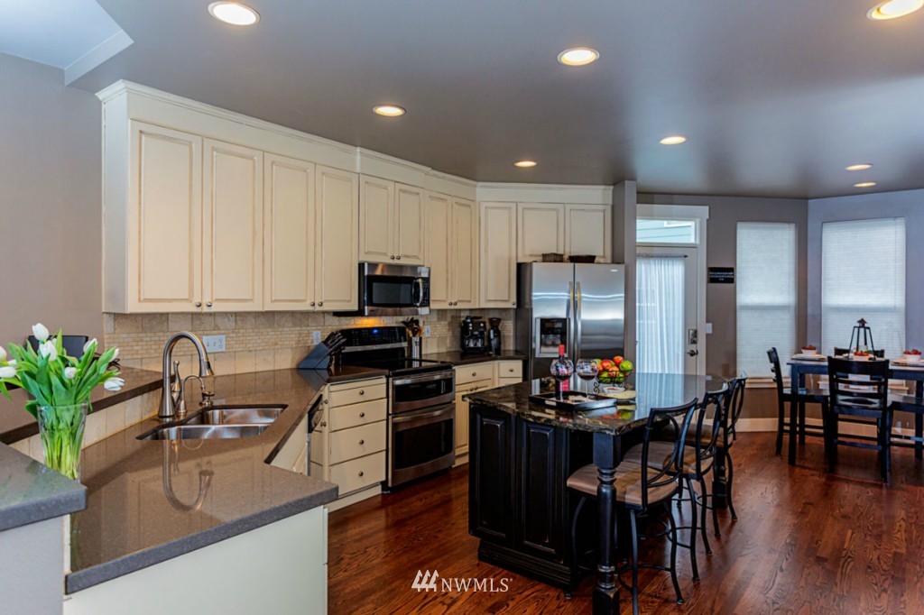 3214 187th Place Southeast Bothell, WA 98012 - Photo 6 of 22