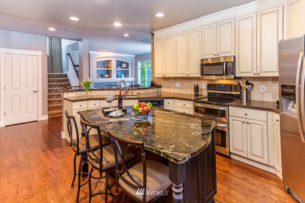 3214 187th Place Southeast Bothell, WA 98012 - Photo 7 of 22