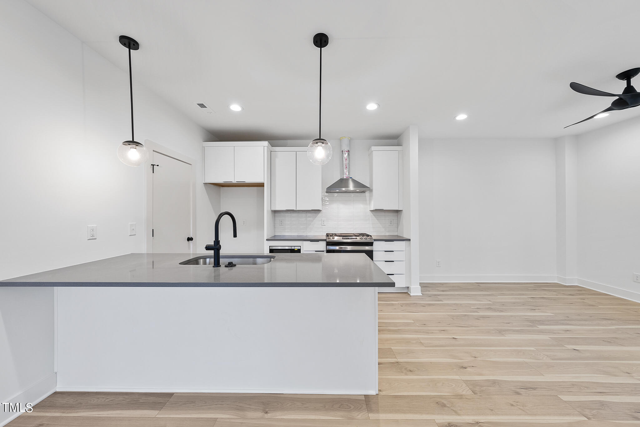 707 Colleton Road Raleigh, NC 27610 - Photo 12 of 38 DSC08964