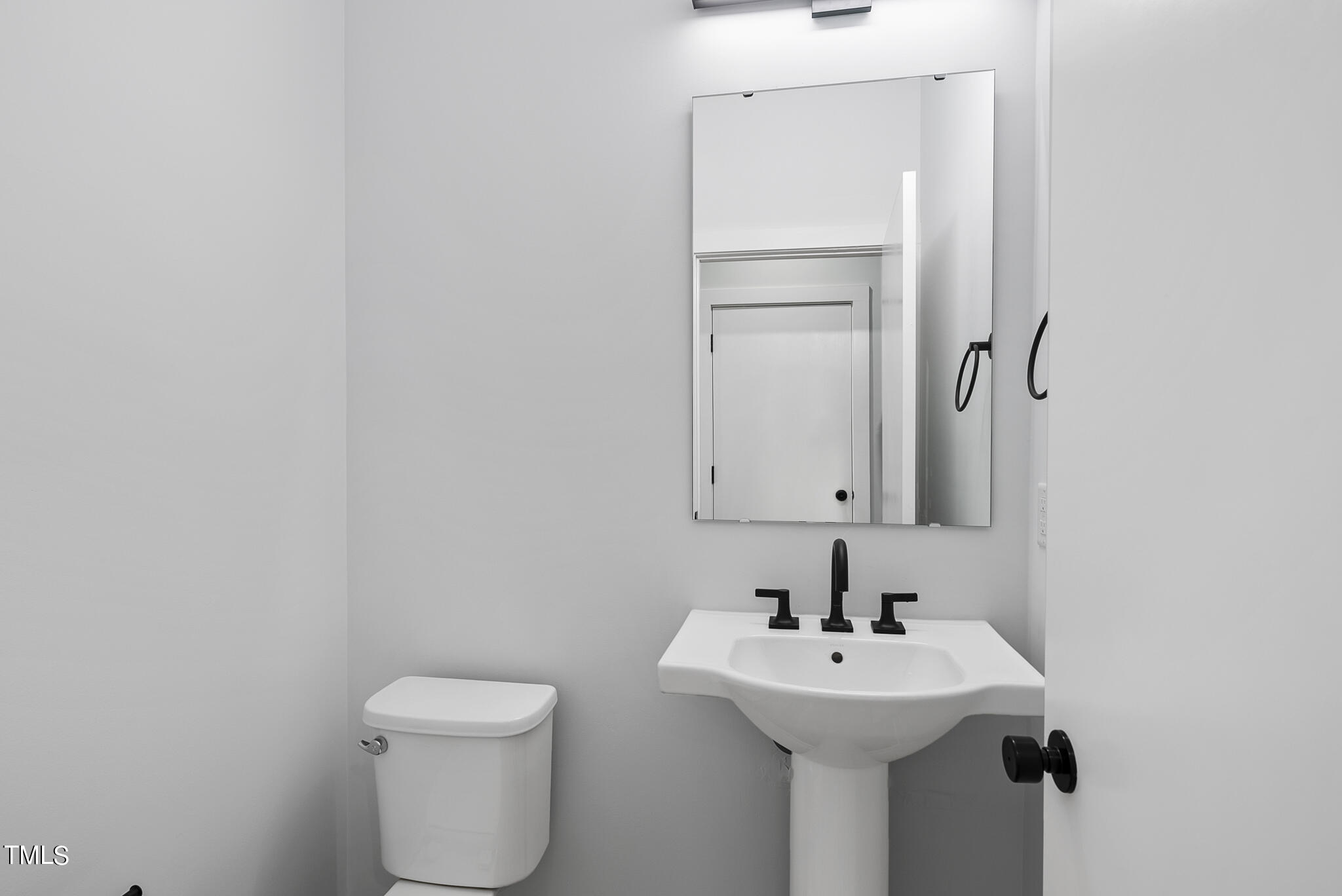 707 Colleton Road Raleigh, NC 27610 - Photo 29 of 38 DSC08949