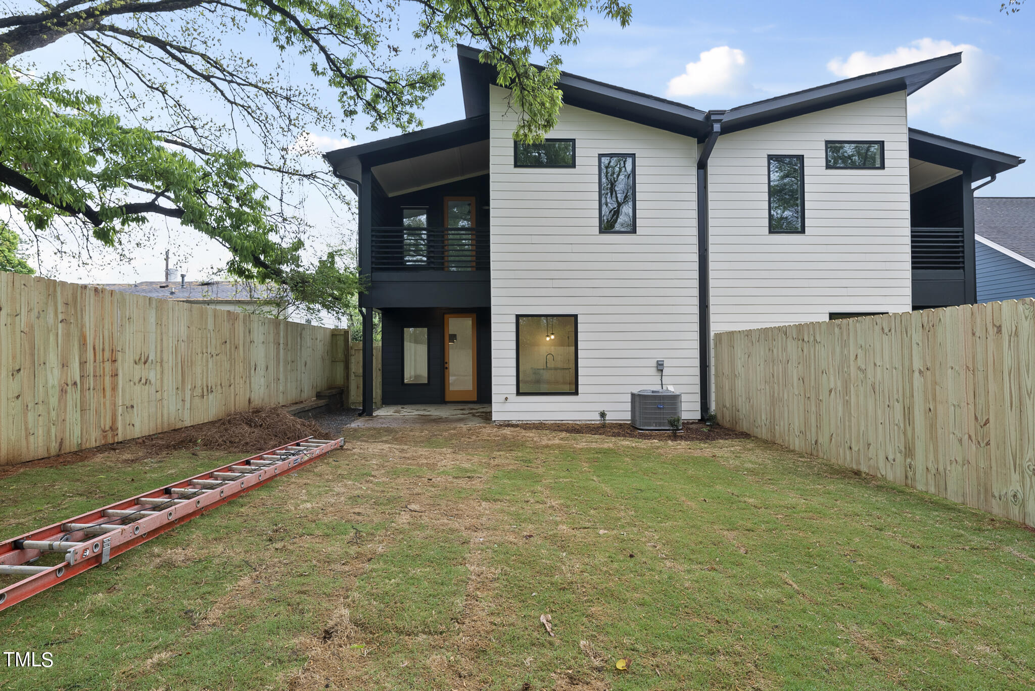 707 Colleton Road Raleigh, NC 27610 - Photo 8 of 38 DSC09021