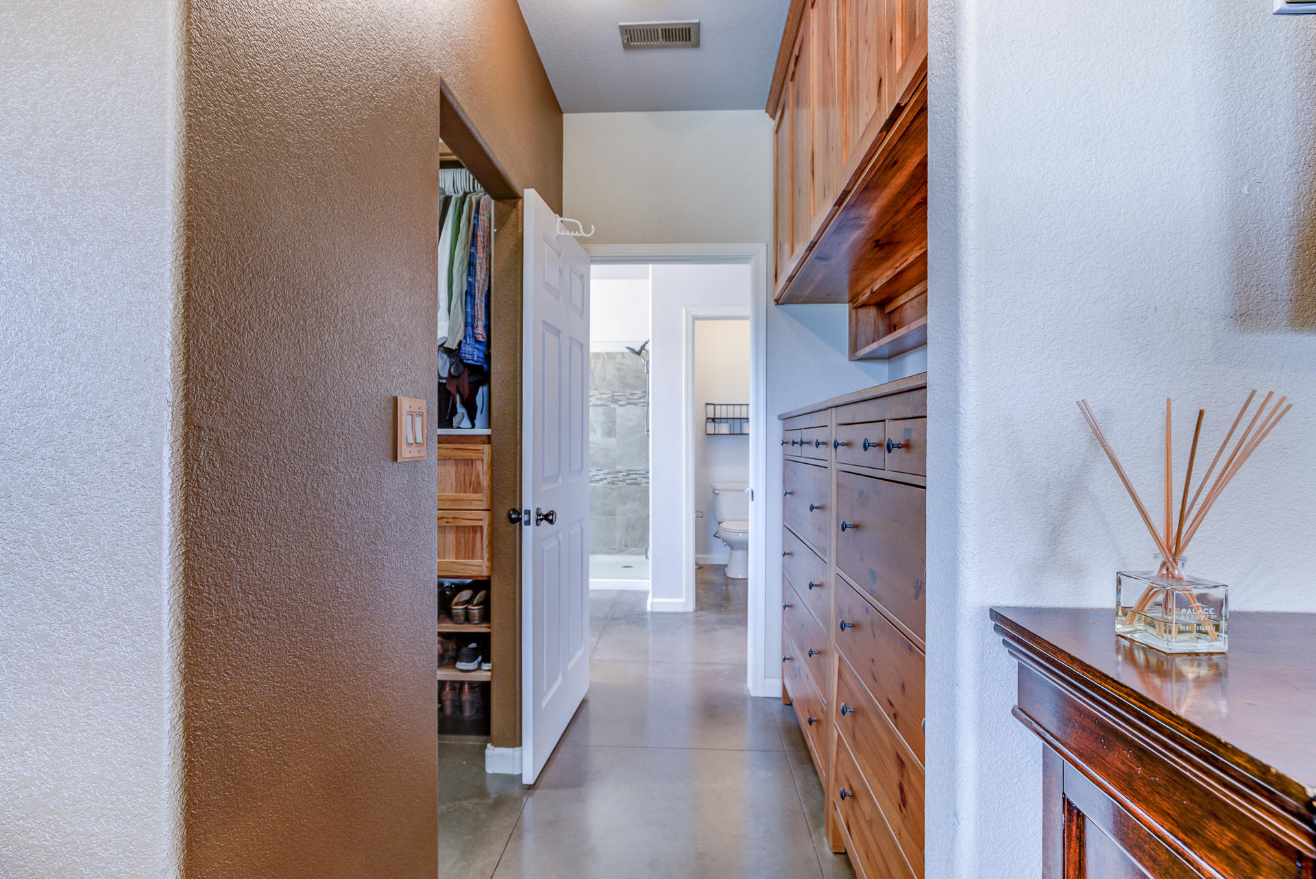 6845 Rawson Road Corning, CA 96021 - Photo 24 of 54 Bedroom 3