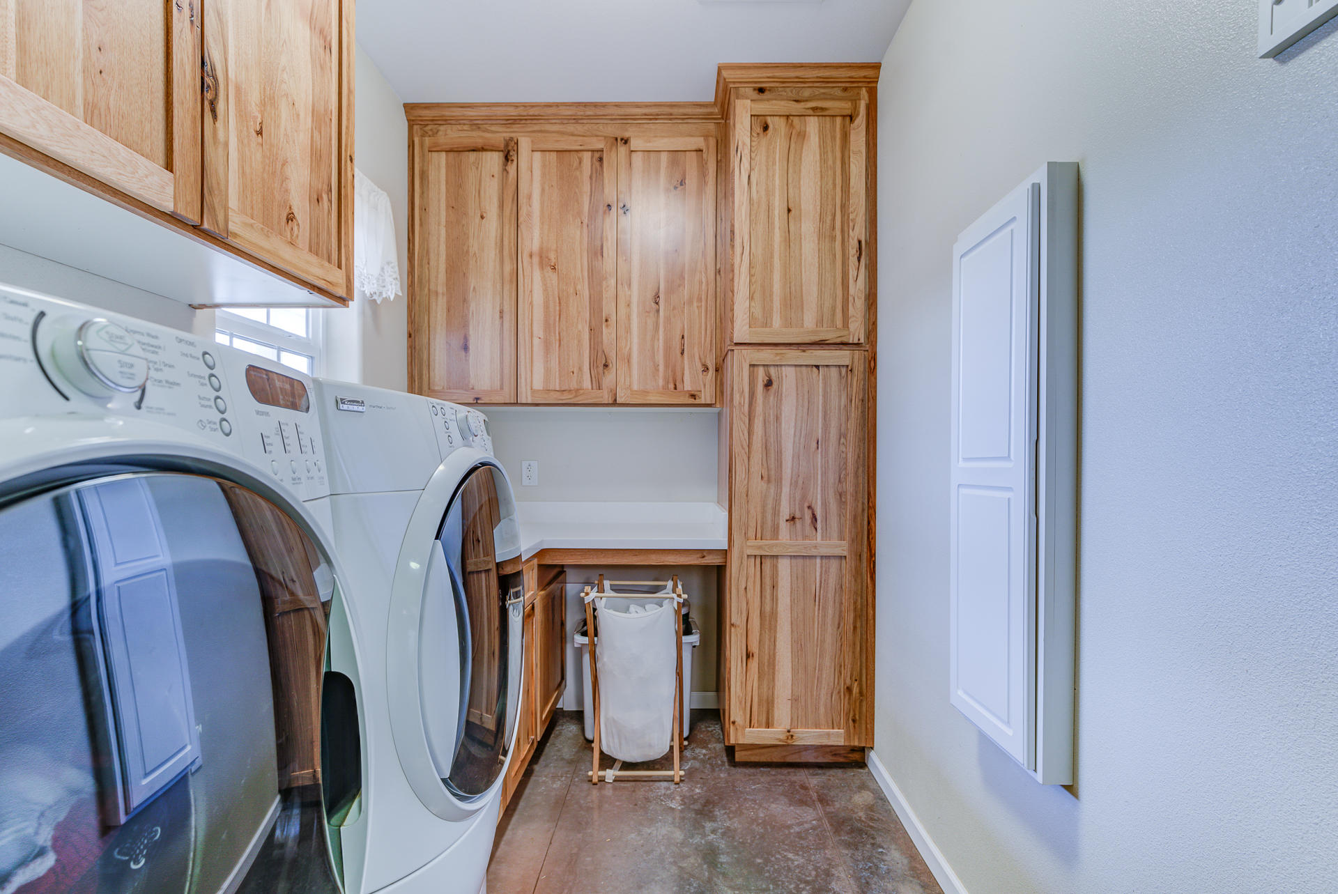 6845 Rawson Road Corning, CA 96021 - Photo 31 of 54 Laundry Room