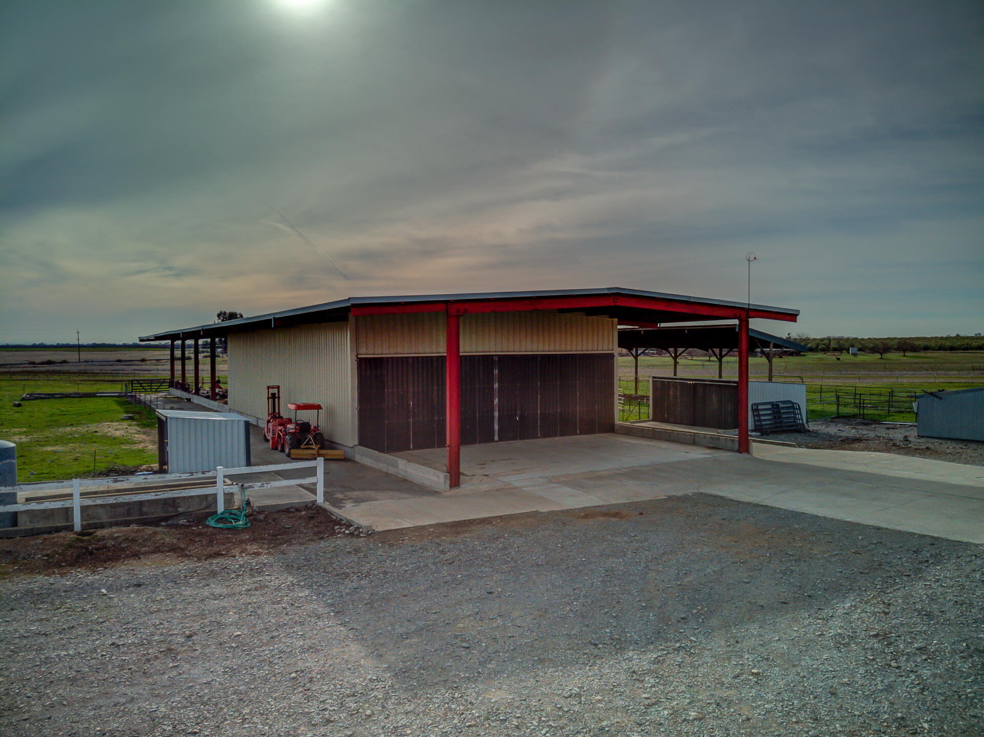 6845 Rawson Road Corning, CA 96021 - Photo 46 of 54 hangar