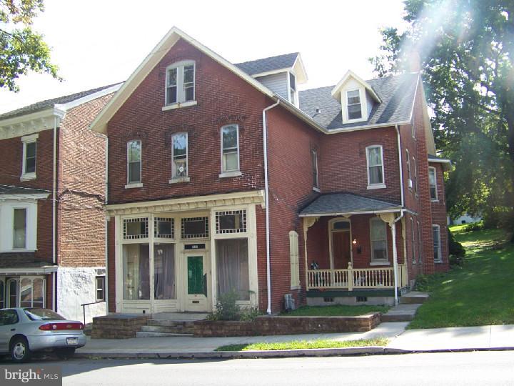 242 New Street Spring City, PA 19475 - Photo 1 of 4