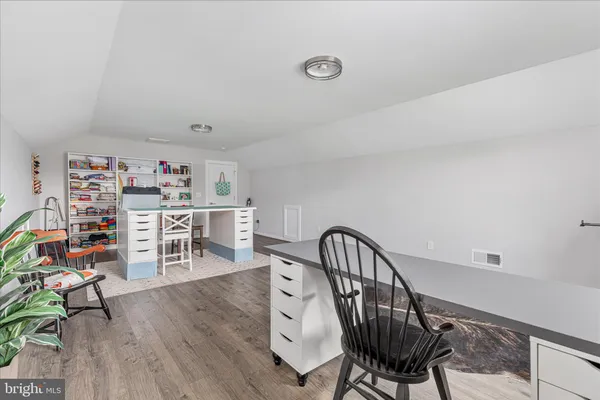 $899,900 | 230 Conifer Lane, Winchester, VA 22602