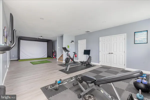 $899,900 | 230 Conifer Lane, Winchester, VA 22602