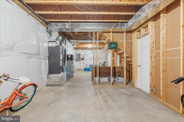 $899,900 | 230 Conifer Lane, Winchester, VA 22602