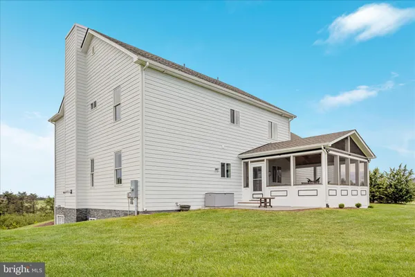 $899,900 | 230 Conifer Lane, Winchester, VA 22602