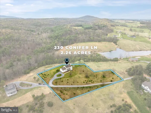 $899,900 | 230 Conifer Lane, Winchester, VA 22602