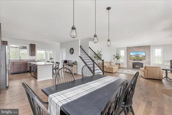 $899,900 | 230 Conifer Lane, Winchester, VA 22602