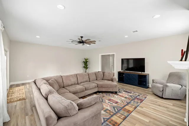 $465,000 | 1724 Pine Avenue, Niceville, FL 32578