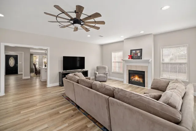 $465,000 | 1724 Pine Avenue, Niceville, FL 32578