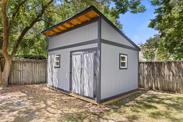 $465,000 | 1724 Pine Avenue, Niceville, FL 32578