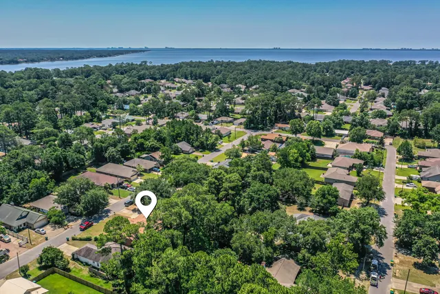 $465,000 | 1724 Pine Avenue, Niceville, FL 32578