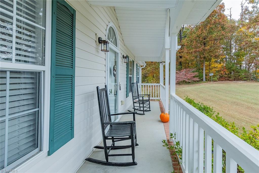 254 Early James Road Lexington, NC 27295 - Photo 6 of 40 Gallery Image 6