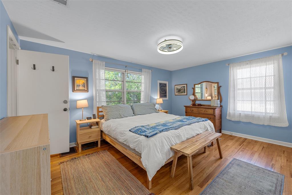 2216 Hermanson Drive Waco, TX 76710 - Photo 22 of 39 a bedroom with a large bed and a window