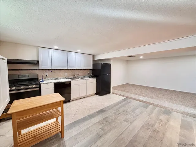 $1,700 | 4260 East Fremont Avenue, Centennial, CO 80122